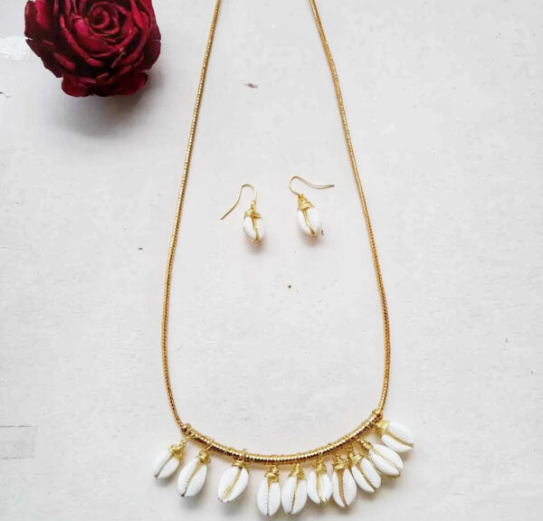 cowri shell broad pendant with golden cord set