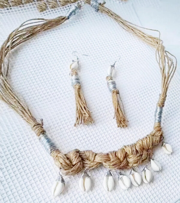 cowri shell hangings jute chain set